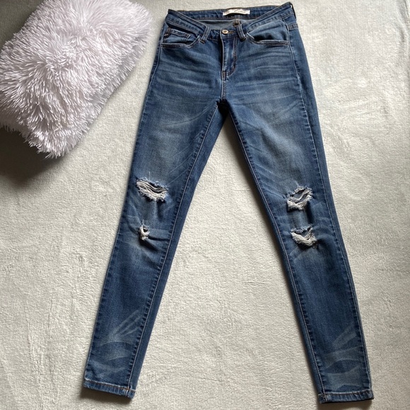 KanCan skinny jeans - US 26 - Picture 1 of 4